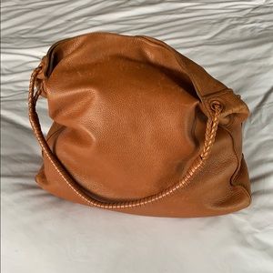 Bottega Veneta leather bag. Authentic.